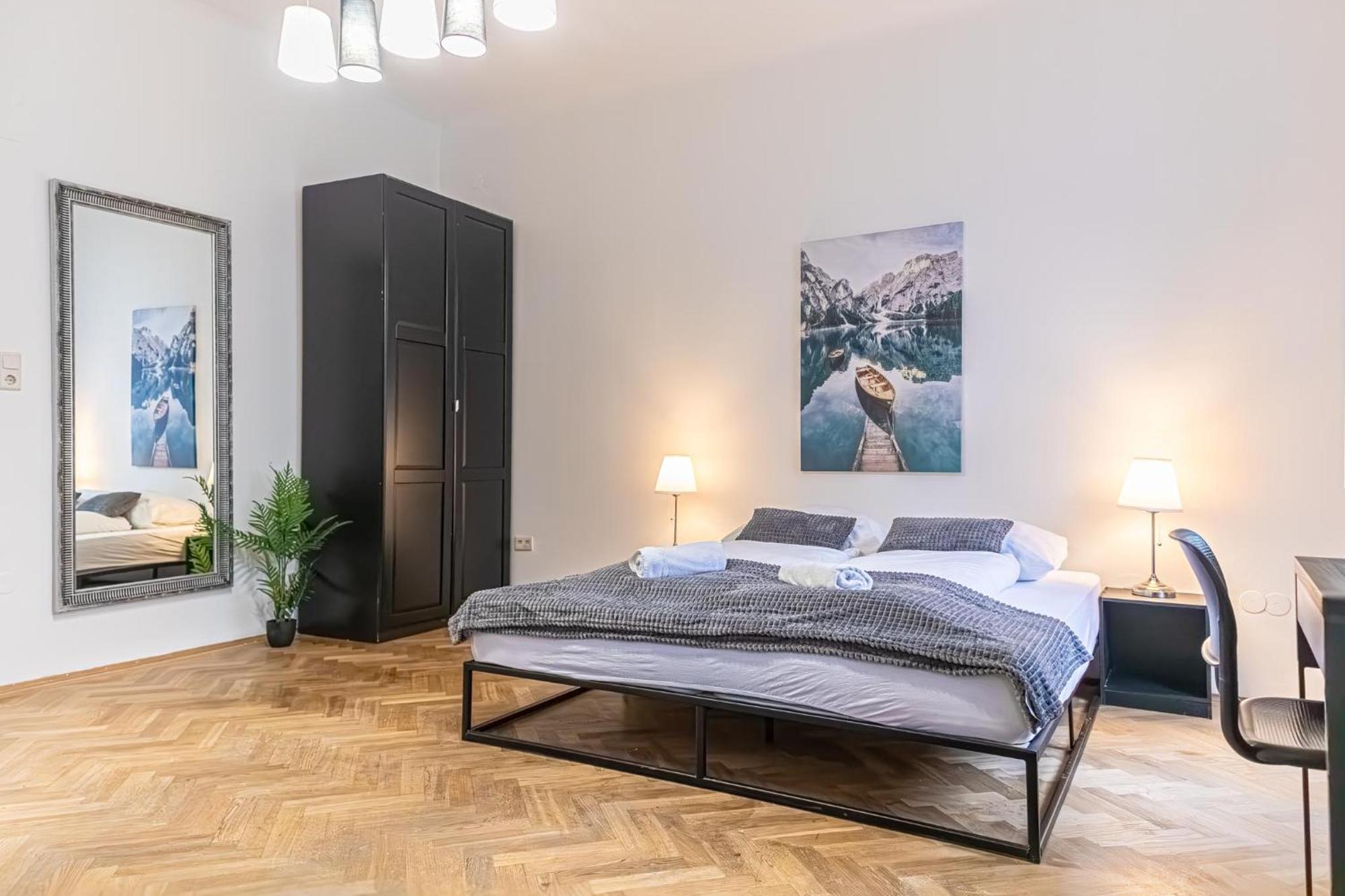 Spacious 2Br Apt -Near Wiener Stadthalle Burggassewiener Well Located 외부 사진