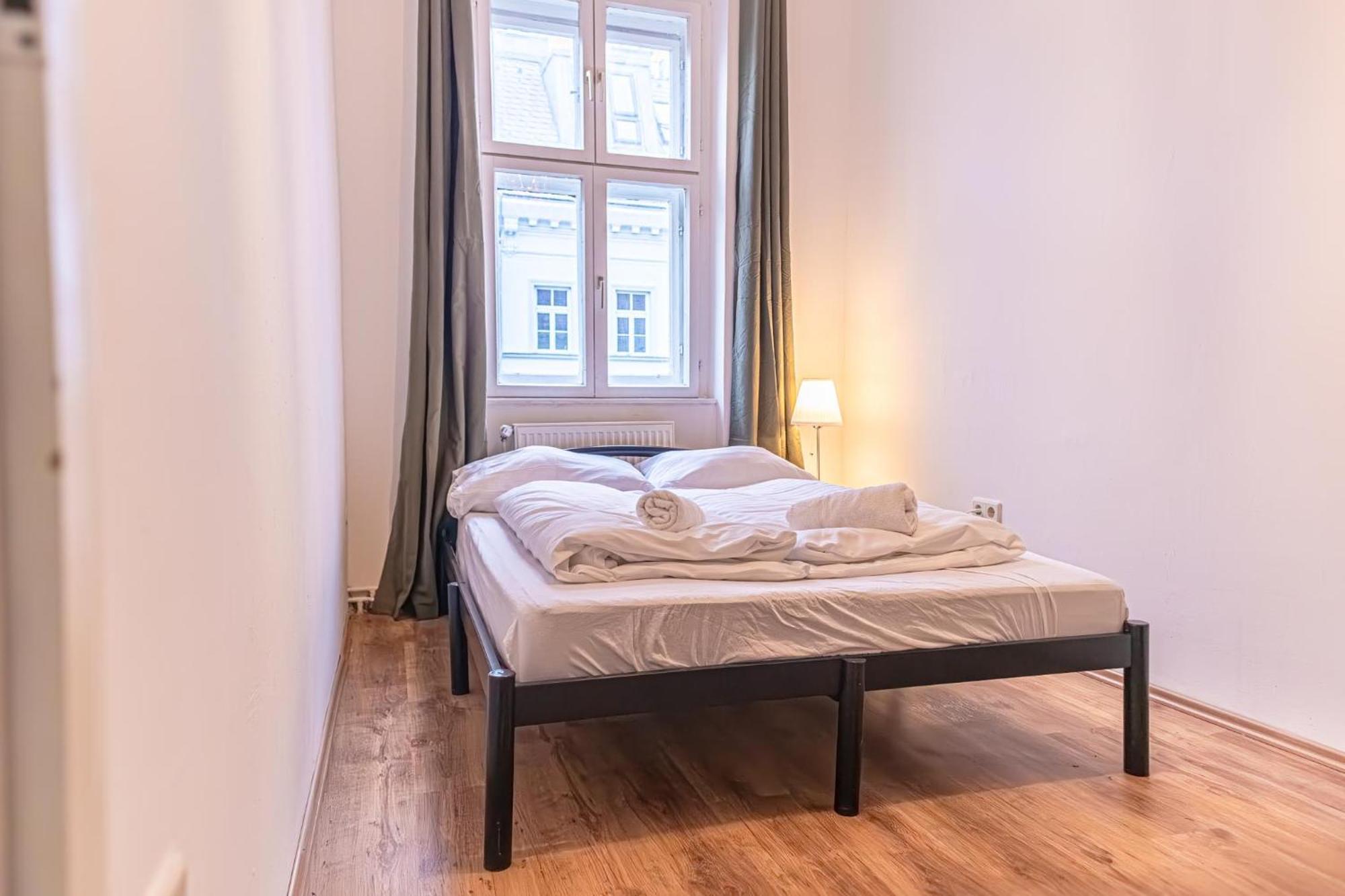 Spacious 2Br Apt -Near Wiener Stadthalle Burggassewiener Well Located 외부 사진
