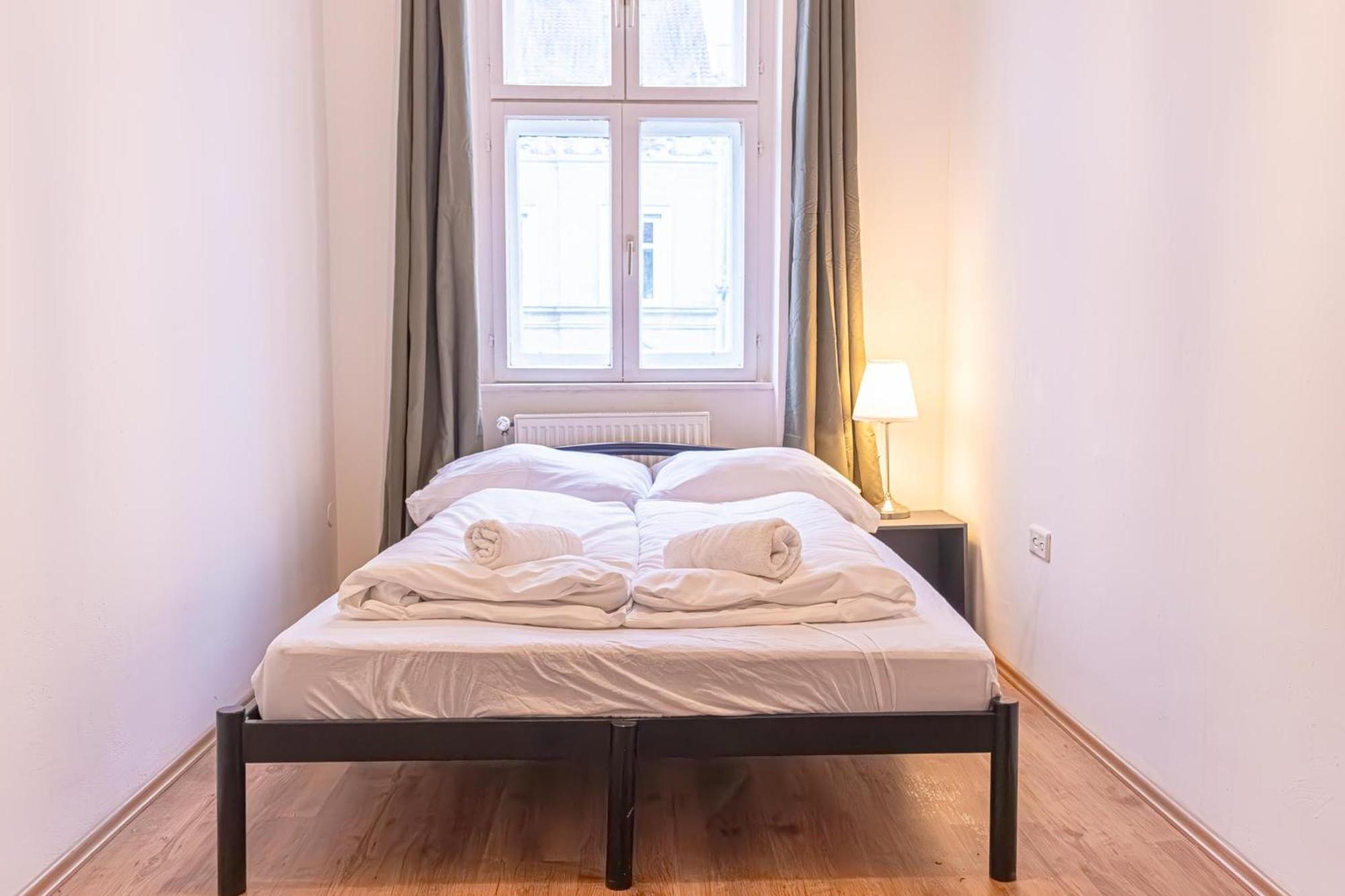 Spacious 2Br Apt -Near Wiener Stadthalle Burggassewiener Well Located 외부 사진