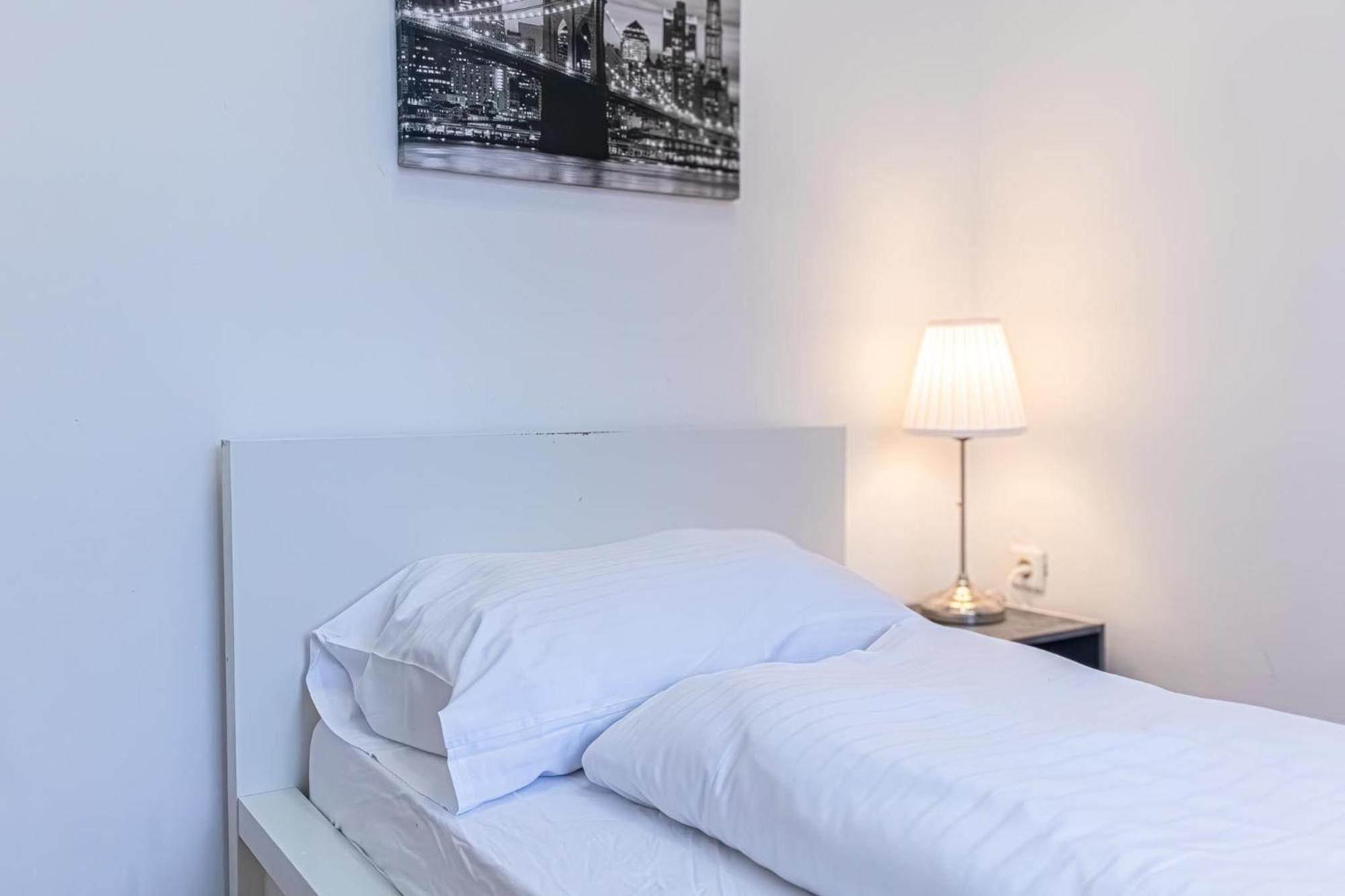 Spacious 2Br Apt -Near Wiener Stadthalle Burggassewiener Well Located 외부 사진