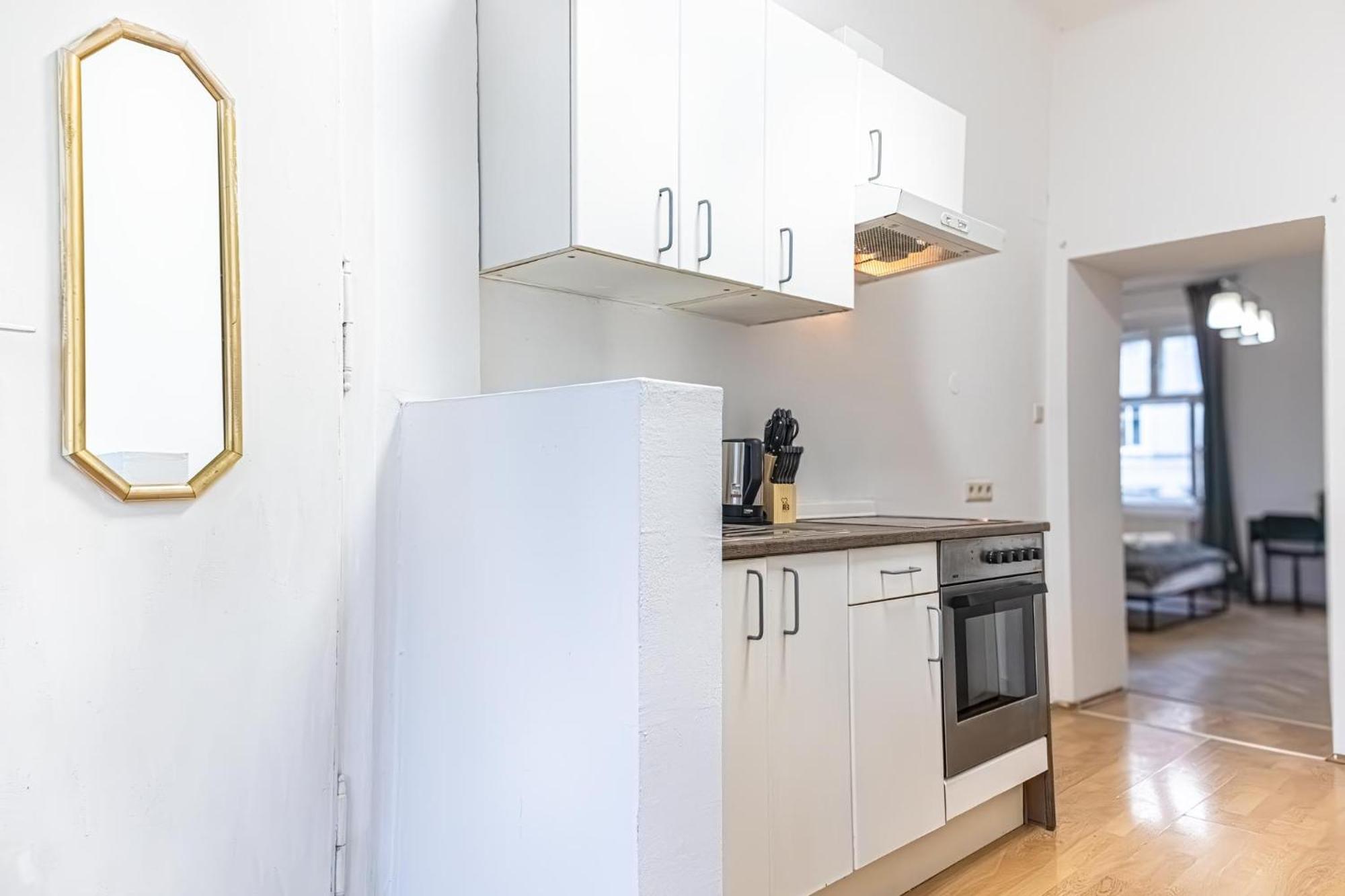 Spacious 2Br Apt -Near Wiener Stadthalle Burggassewiener Well Located 외부 사진